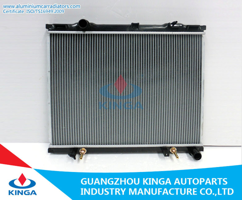 China Refrigerando o radiador de 02 - de 05 Hyundai para OEM 25310-3E300/3E350 de SORENTO 3.5i V6'02-05 fornecedor
