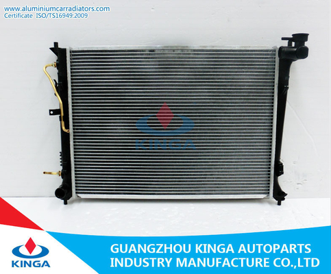 China EM OEM de alumínio 25310-1X000 de KIA FORTE'07 do radiador de Hyundai do tanque plástico fornecedor
