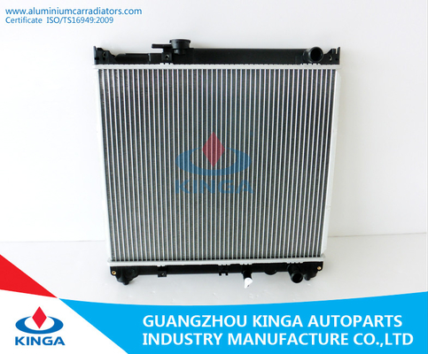 China Auto radiadores japoneses da substituição para Suzuki TD01 Oem 17700 56B01/56B02 de Vitara 88 - 97 fornecedor