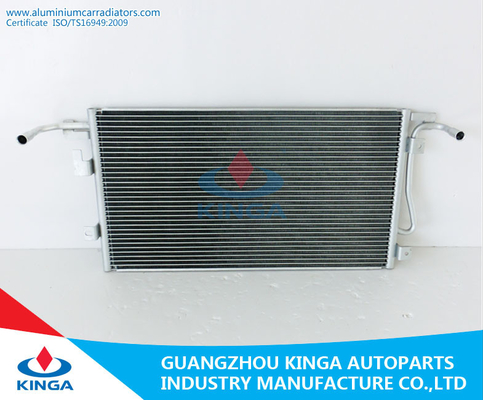 China Condensador refrigerando do condicionamento de ar de 2005 automóveis para PA 16 do carnaval de Ford fornecedor