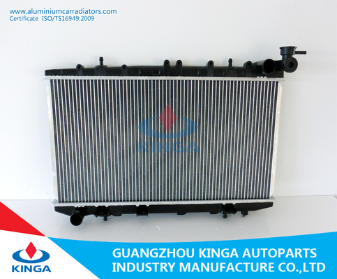 China O automóvel descasca as peças o radiador de alumínio Nissan Sunny B14 '94 - 96 do carro de 16mm/de 26mm fornecedor