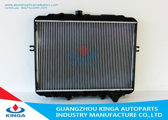 China O PORTEIRO selado 2.4I “93 do radiador H100 de Hyundai ENFEITA” radiadores do automóvel da TA 93-2.5D fornecedor