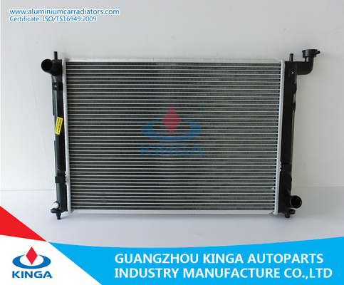 China OPA AZT240 '00-04 16400-28340 radiadores clássicos do carro do radiador da TA Toyota fornecedor