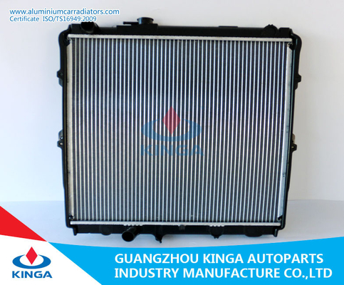 China Radiador de alumínio Hilux KZN165R radiador feito sob encomenda da TA LN167/5l de 1999 de Toyota/auto fornecedor