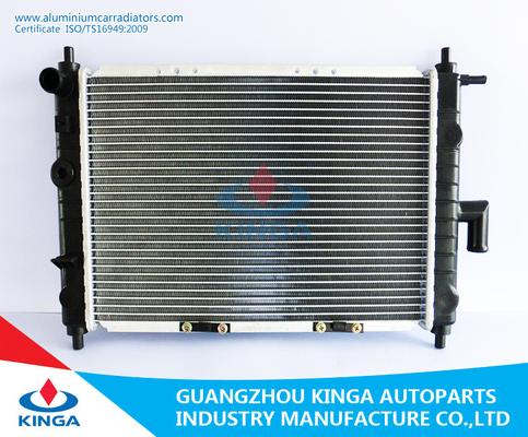 China Tanque plástico do radiador do carro do auto radiador da transmissão manual de Daewoo MATIZ '01 fornecedor