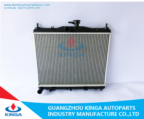 China A melhor água refrigerou o radiador PA370*488*16mm de Hyundai para KIA GETZ 1.3L'02-MT fornecedor