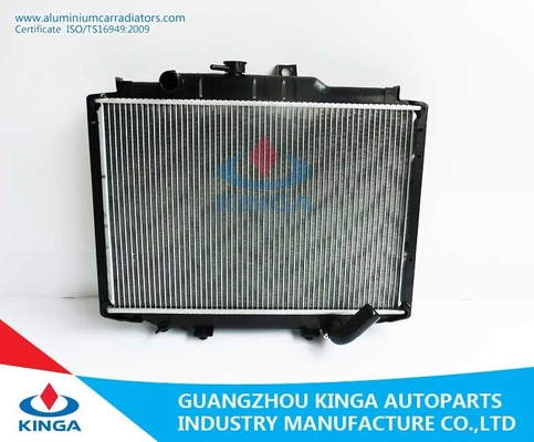 China Radiador do sistema de refrigeração do motor de automóveis de Kinga auto para OEM MB356342/605252 de MITSUBISHI DELICA 86-99MT fornecedor