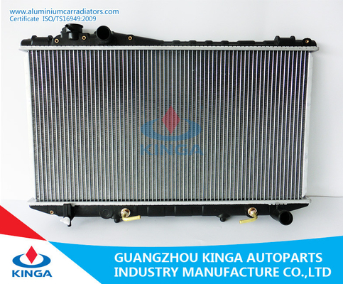 China 89-92 desempenho dos radiadores da substituição do radiador de Gx81 Toyota Cressida fornecedor