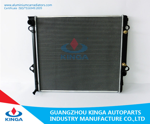 China O auto motor que refrigera o radiador de Toyota para KZJ120 1KZT-AT 16400-67310, molha o tipo fresco fornecedor