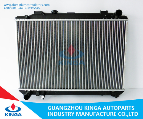 China Espessura 16/22mm do núcleo do OEM 16400-6A220 do radiador da TA auto TOYOTA de TOWNACE NOAH 96 fornecedor