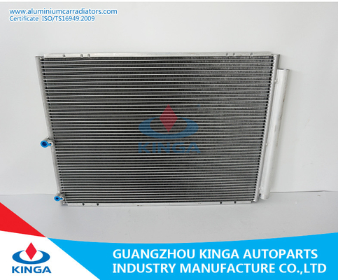China Condensador de alumínio da C.A. do automóvel para o OEM de LEXUS RX330 03 88450-48040 fornecedor