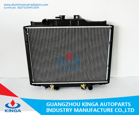 China OEM de alumínio feito sob encomenda CW749167 do fornecedor do kinga do radiador DELICA'86-99 China de Mitsubishi fornecedor