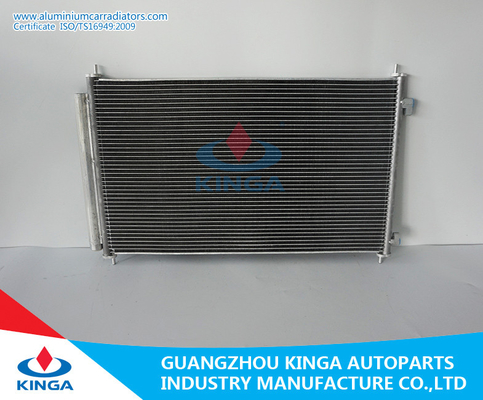 China Condensador original da C.A. do carro do núcleo de alumínio de Mazda 8 (13-) no elevado desempenho fornecedor