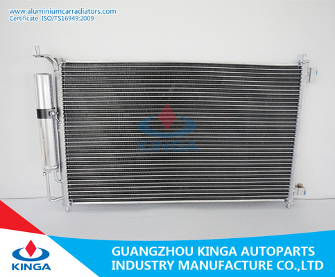 China Condensador refrigerando do carro para Tiida (07-) /G12 com OEM 92110-1U600/EL000/AX800 fornecedor