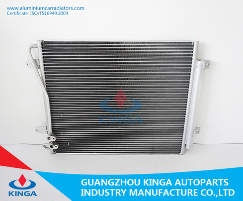 China Condensador da C.A. do carro do OEM 3C0820411B/D/F/H auto para Volkswangen Magotan F160 fornecedor