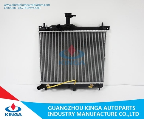 China Radiador 2016 de Hyundai do elevado desempenho I10'09 no radiador do automóvel de PA16/26mm fornecedor