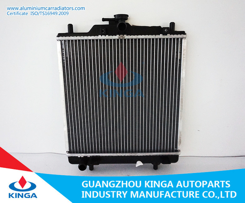 China Radiadores de alumínio Replacment do carro levam de Suzuki/Every'99-02 Mt para auto OEM 17700-78A00 fornecedor