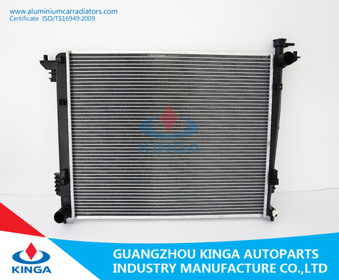 China Para HYUNDAI TUCSON 2011/KIA SPORTAGE 2009 - radiadores de alumínio do carro da TA 25310-2S550 fornecedor