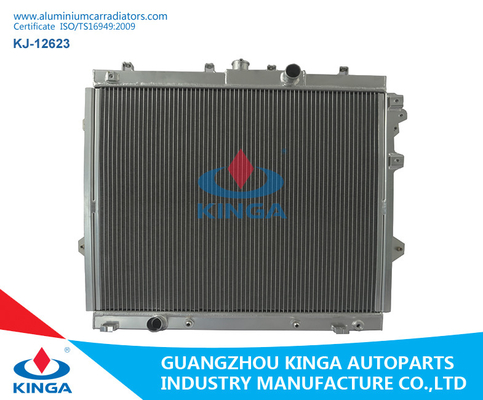 China Abra o tipo radiadores de alumínio do carro para Prado Landcruiser 150' 11 COM em DPI 13251 fornecedor