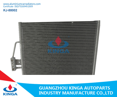China Condensador da C.A. do sistema de refrigeração auto para BMW 5 E39 meses da garantia de Yesr 1995 - 12 fornecedor