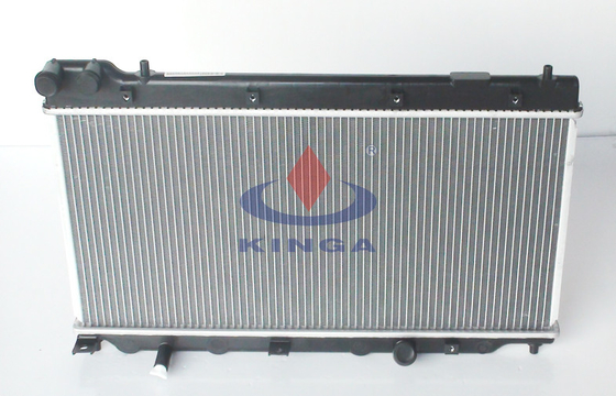 China O radiador de alumínio da substituição do automóvel/carro para Honda FIT GD1 OEM 19010-RMN-W01 fornecedor