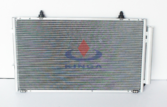 China Condensador da C.A. de Toyota do carro, OEM camry do condensador 03 ACV30/MCV30 88460-06070 fornecedor