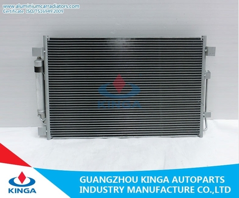 China Condensador de alumínio do costume 2008 TEANA Nissan auto com o OEM refrigerando eficiente 92100 - 9W200 fornecedor