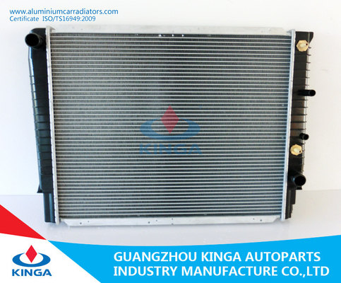 China Radiador de alumínio da auto peça sobresselente para Volvo 940' 90 - 2.0I/2.3I OEM 3547146 fornecedor