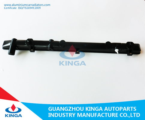 China Tanque durável da parte inferior do radiador para Toyota Carina 96-01 AT210 EM fornecedor