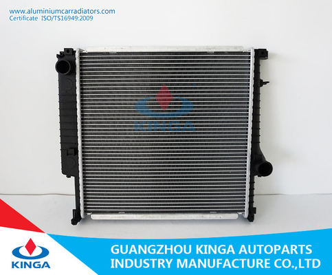 China Substituição do radiador do permutador de calor do sistema de refrigeração para BMW 320I/TA de 325I'87-00 E30 fornecedor