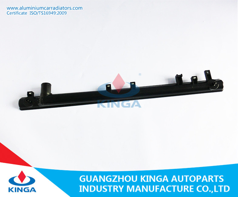 China Radiador do OEM 16400-0A170/0A180 EM AVALON plástico 2000-2004 de TOYOTA dos tanques do radiador do líquido refrigerante EM fornecedor