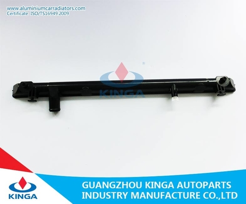 China Tanques plásticos do radiador do líquido refrigerante do carro de Toyota para a transmissão de CAMRY 2004 SOLARA Automotic fornecedor