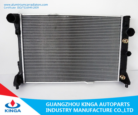 China Radiador do BENZ para a C-CLASSE W204'07-AT/E-CLASS W212/204'09-AT com OEM 2045000403/1503/2803 fornecedor