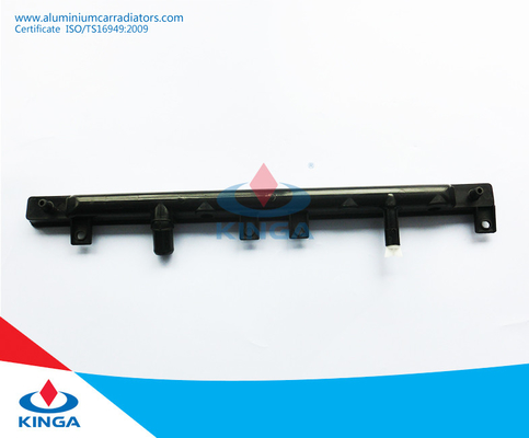 China Substituição plástica do tanque do radiador do sistema de Colling para a CIDADE /FIT 03-GD6 EM fornecedor