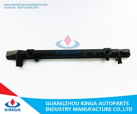 China tanque plástico da extremidade do radiador do OEM 16400-7A550 do tanque do auto radiador de r TOYOTA LEXUS'95-99 RX300 fornecedor