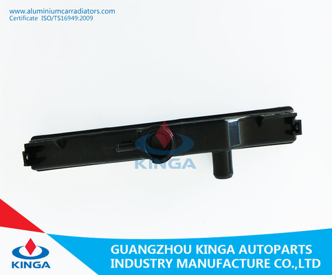 China Tanque plástico do radiador modelo plástico das peças de automóvel para a TA de /GRAND/VITARA 05 do ESCUDO de Suzuki fornecedor