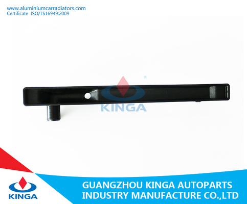 China Substituição superior plástica do tanque do radiador/tanque do radiador para SUZUKI VITARA'97-MT fornecedor