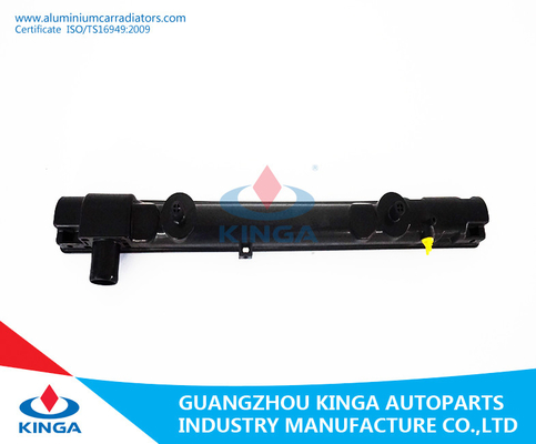 China Do material plástico do tanque PA66 da parte inferior do tanque do radiador da TA do RECOLHIMENTO L200'96-00 oposição vestindo fornecedor
