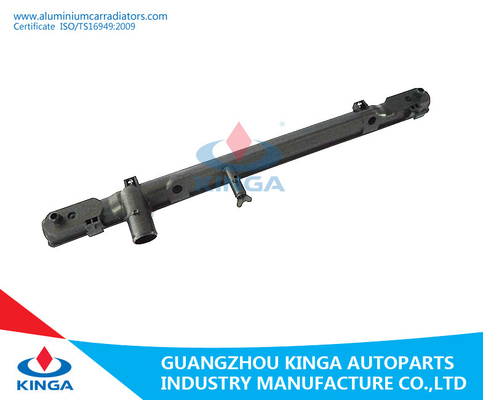 China Motor da COROA UZS187 de TOYOTA que refrigera auto o tanque plástico do radiador do OEM 16400-50330 das peças sobresselentes fornecedor