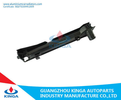 China 1.89* tanque plástico do radiador do motor de 15,75 polegadas para AVENSSIS 2.0I 16V Toyota 16400-0H120 fornecedor