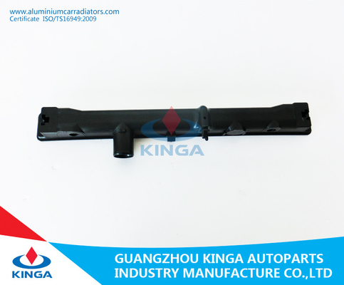 Hilux 4x4 “02&quot; no fundo material dos tanques PA66 do radiador da substituição fornecedor
