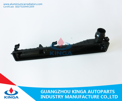 Tanque plástico 520 do radiador do carro de BMW/530/728/735I 98 - 00 TA 60*457.5mm fornecedor