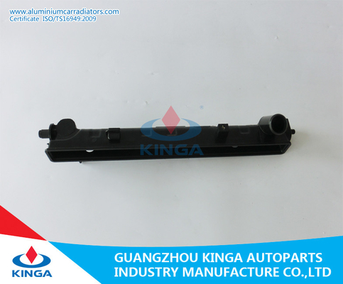 Substituição plástica do tanque do radiador da tampa PA66 para Mazda MPV GF - TA 2000-2003 de LWEW fornecedor