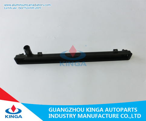 DEMIO/MAZDA 2 04 em OEM plástico ascendente ZJ03-15-200 ZJ09-15-200 do tanque do radiador fornecedor