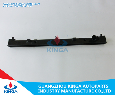 Substituição plástica Mazda 6 2010 do tanque do radiador eficiente da água refrigerando EM fornecedor