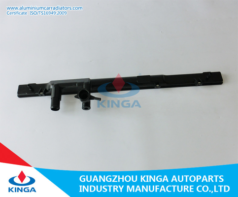 Tanque plástico do radiador do tanque da parte superior do radiador do diâmetro 32mm para MAZDA CX - 7' 2007-2010 EM fornecedor