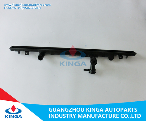MAZDA 6 02 - 2.0CDVI (d) no tanque material do radiador do carro PA66 do reparo do tanque do radiador fornecedor