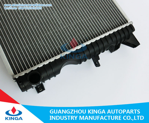 Radiadores de alumínio do carro para OEM PCC001020 de 98-MT do TD do DEFENSOR 2,5 de LAND ROVER ' fornecedor