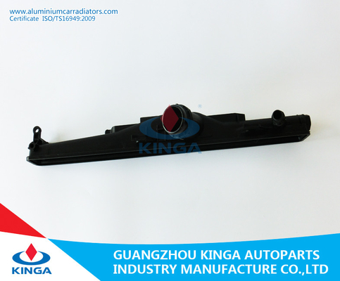 tanque plástico 7521046/7521931/7556339/7559273 do radiador da TA de 320/323/325/330i 05-3E90 fornecedor