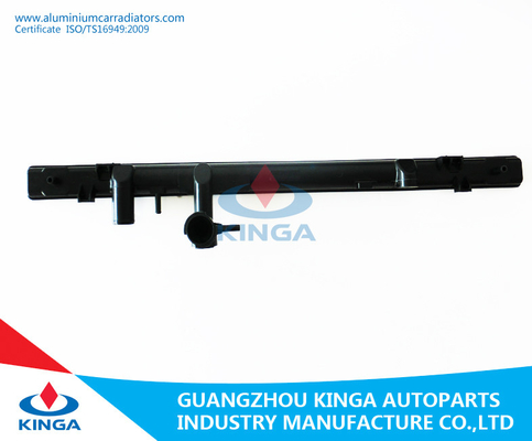 MAZDA 6 4CYL '03-04 EM OEM plástico L332-15-200E do tanque do radiador acima fornecedor